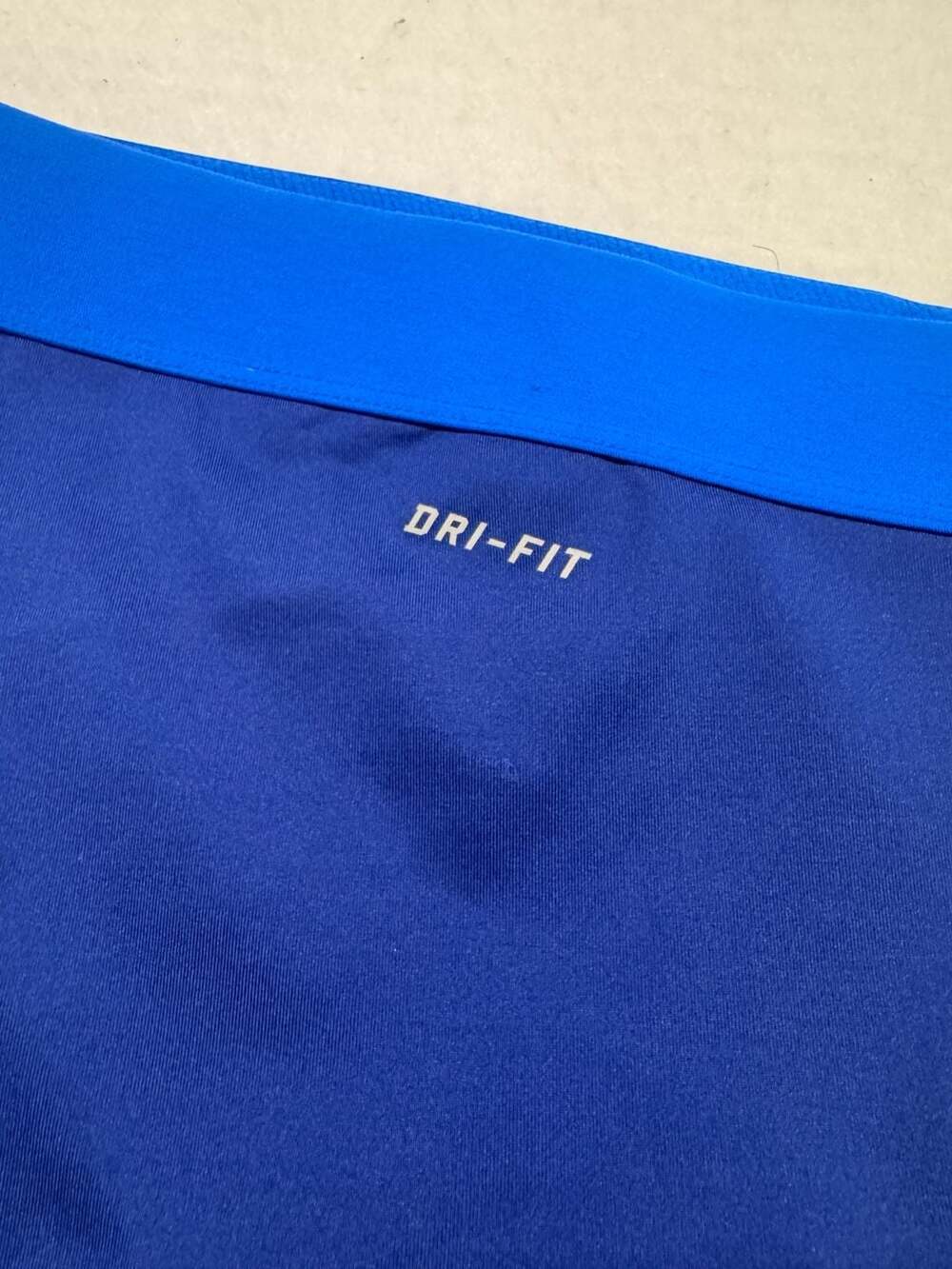 Nike Pro Dri-FIT Girl’s Blue Snake Print Compression Shorts Logo Size Small S - Picture 9 of 9